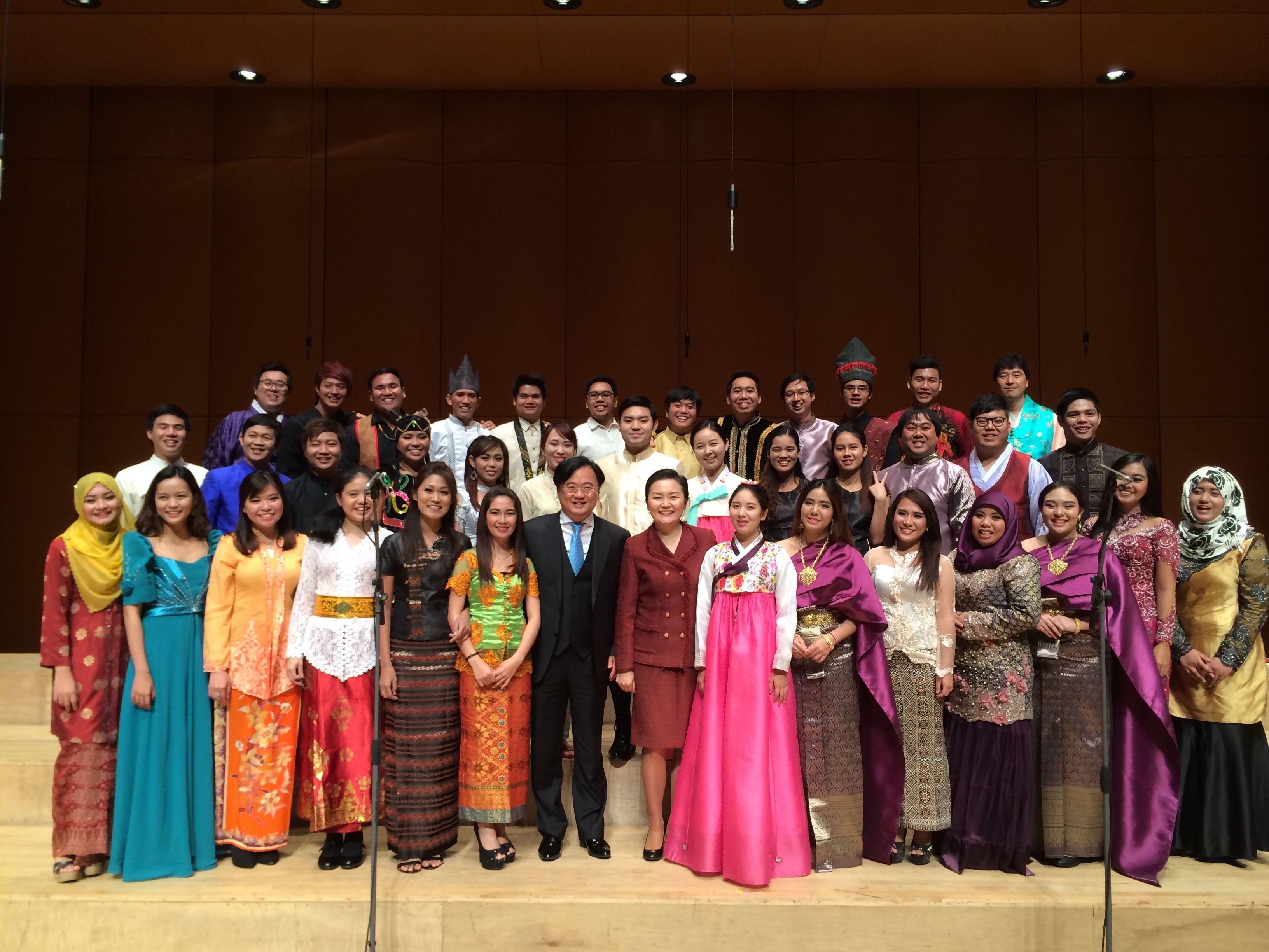Mijung IM with the Korea-ASEAN Asian Youth Choir for One (AYCO) in traditional dress